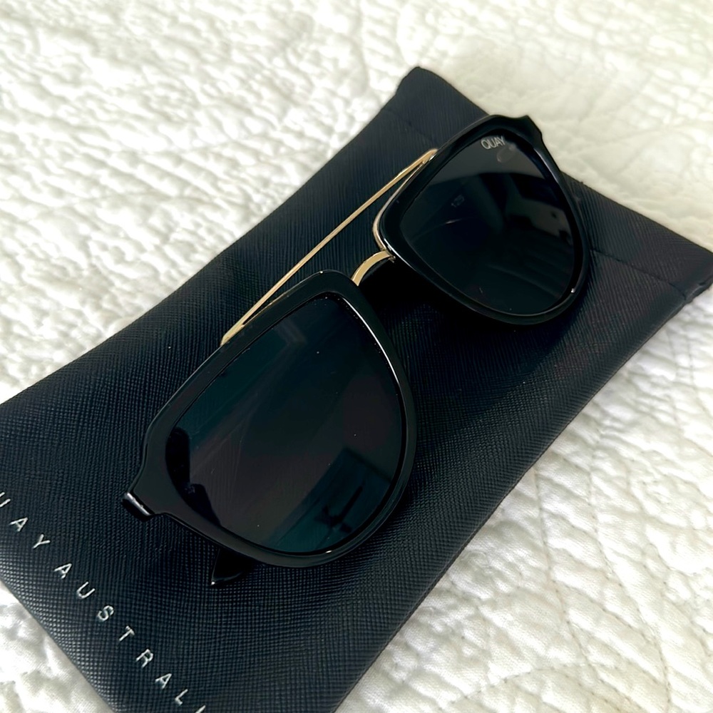 Quay black sunglasses with gold accent